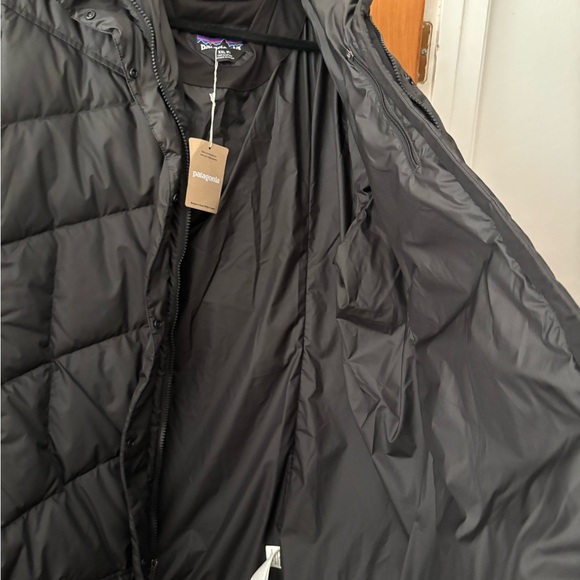 Patagonia Women's Down with it Black Puffer Jacket XXL - Picture 5 of 15